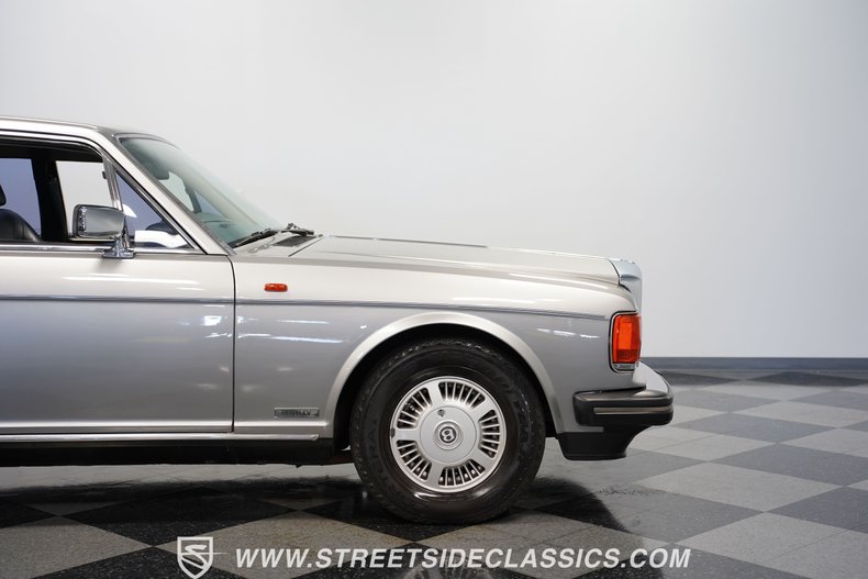 Bentley-Eight-1988-Silver-Blue-30