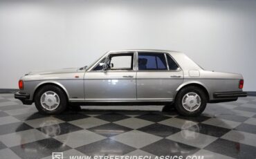 Bentley-Eight-1988-Silver-Blue-46