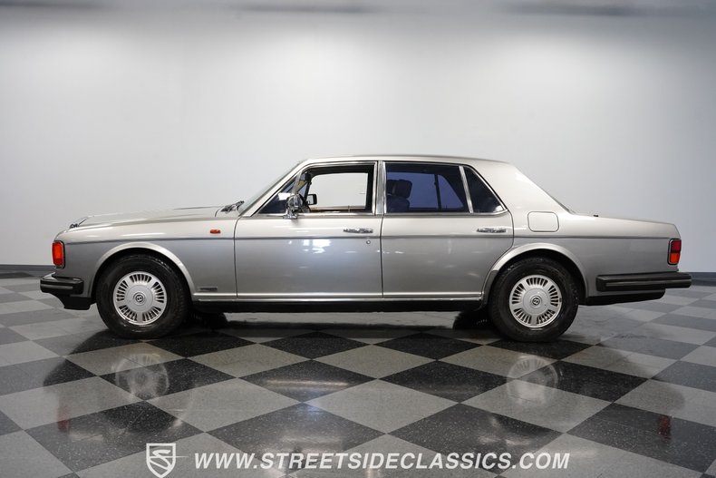 Bentley-Eight-1988-Silver-Blue-46