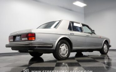 Bentley-Eight-1988-Silver-Blue-47