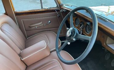 Bentley-Mark-vi-1949-Black-19