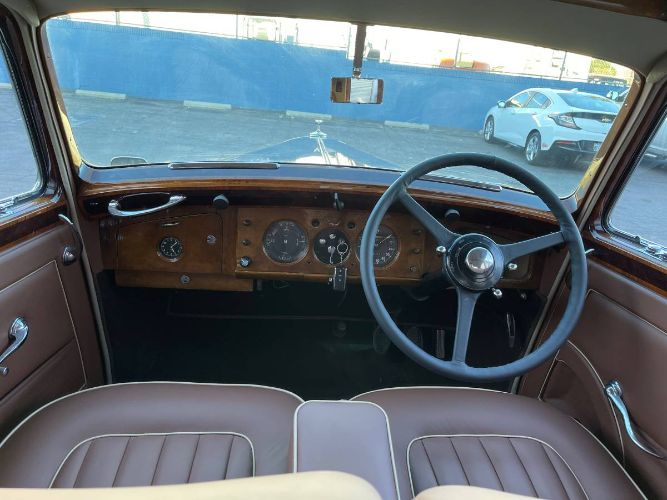 Bentley-Mark-vi-1949-Black-6