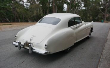 Bentley-R-type-1953-White-Black-4