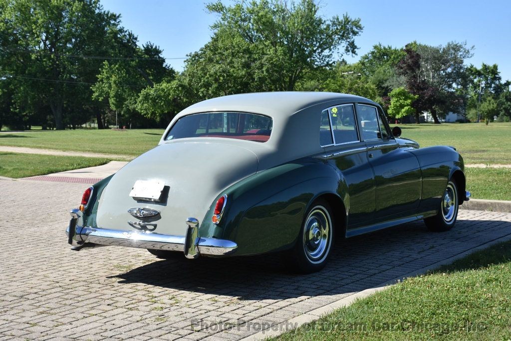 Bentley-S2-1960-Sedan-10