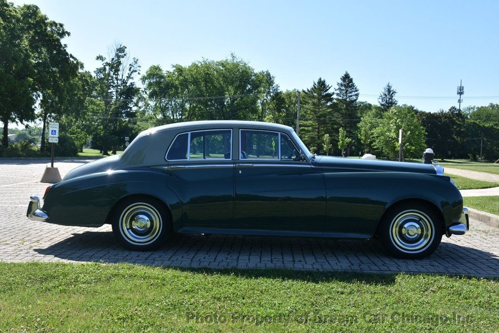 Bentley-S2-1960-Sedan-11