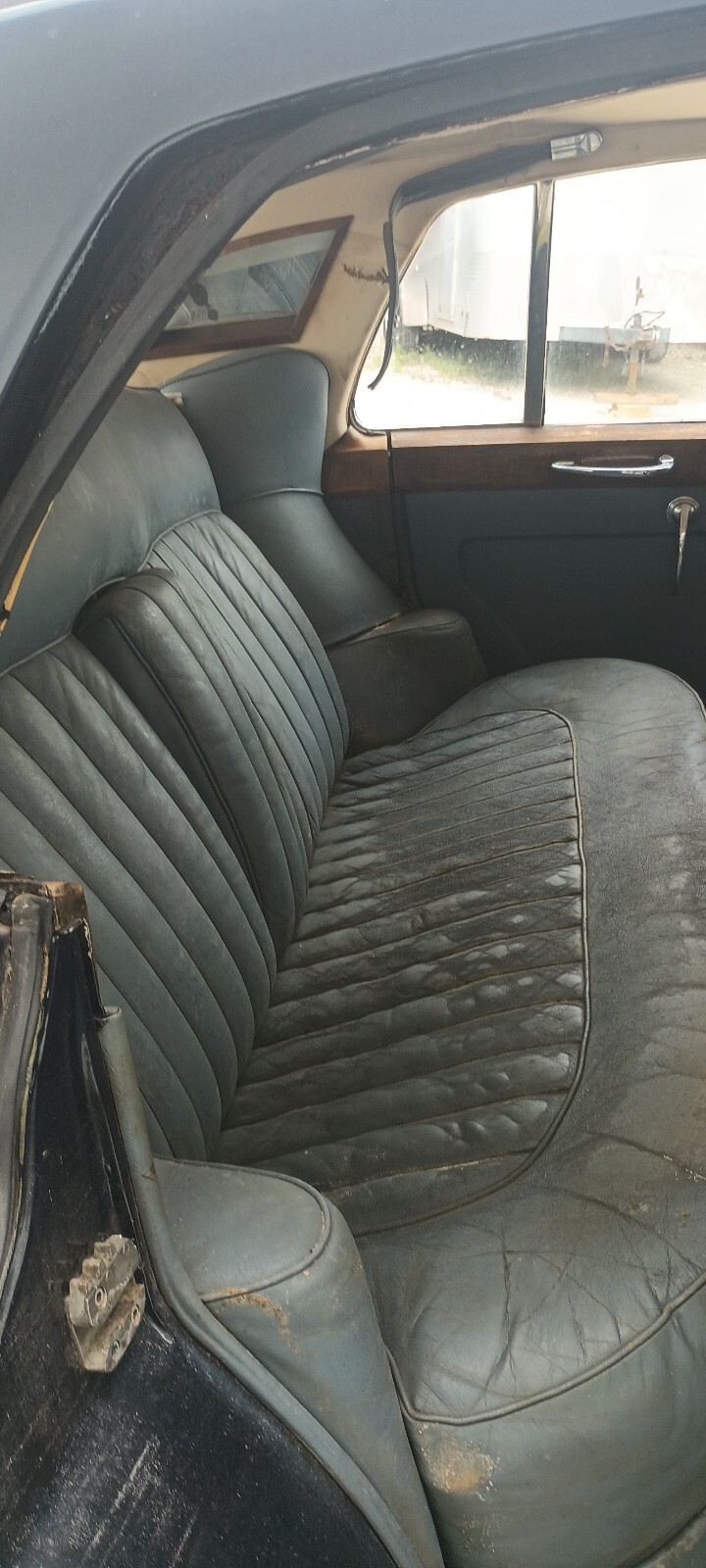 Bentley-S2-1961-Sedan-15