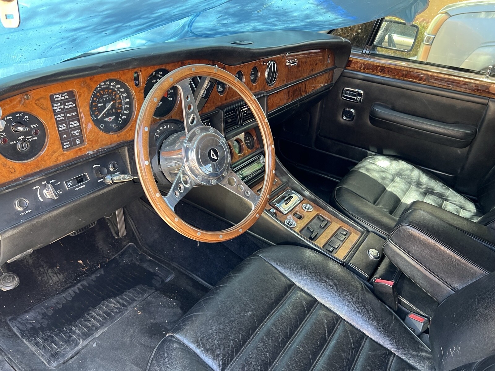 Bentley-Turbo-R-1989-Sedan-7