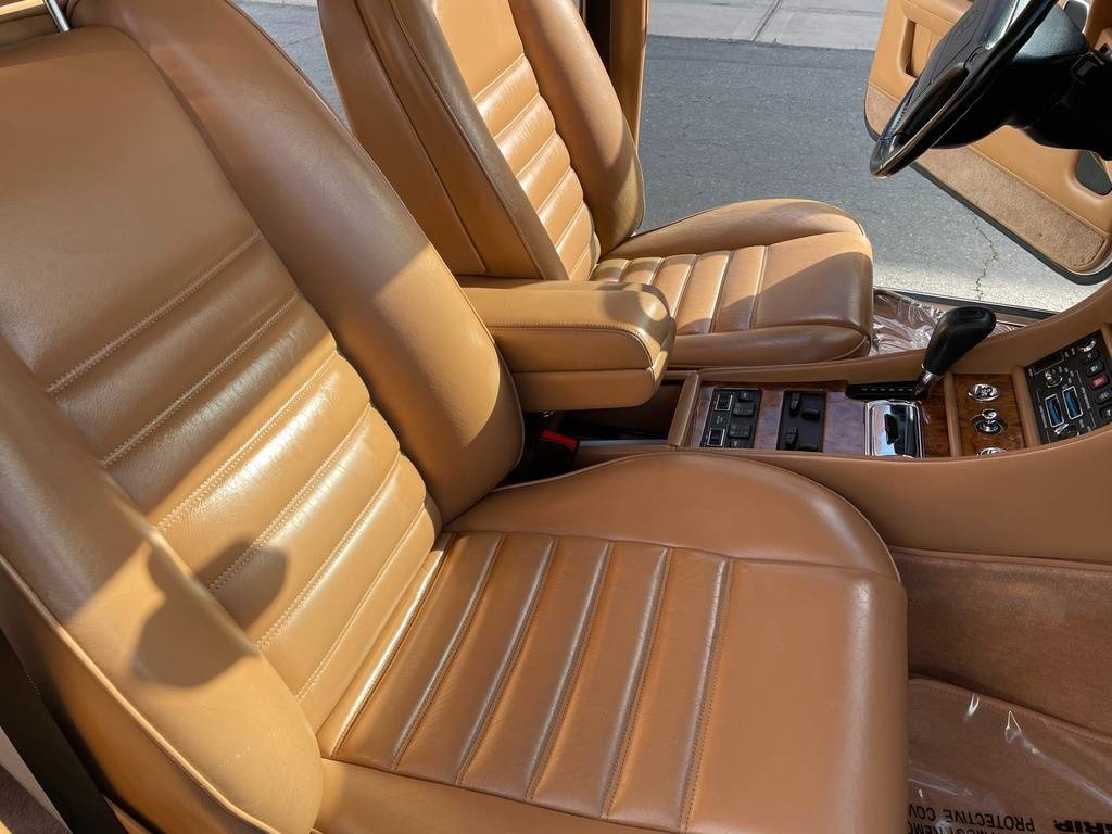 Bentley-Turbo-r-1994-white-10