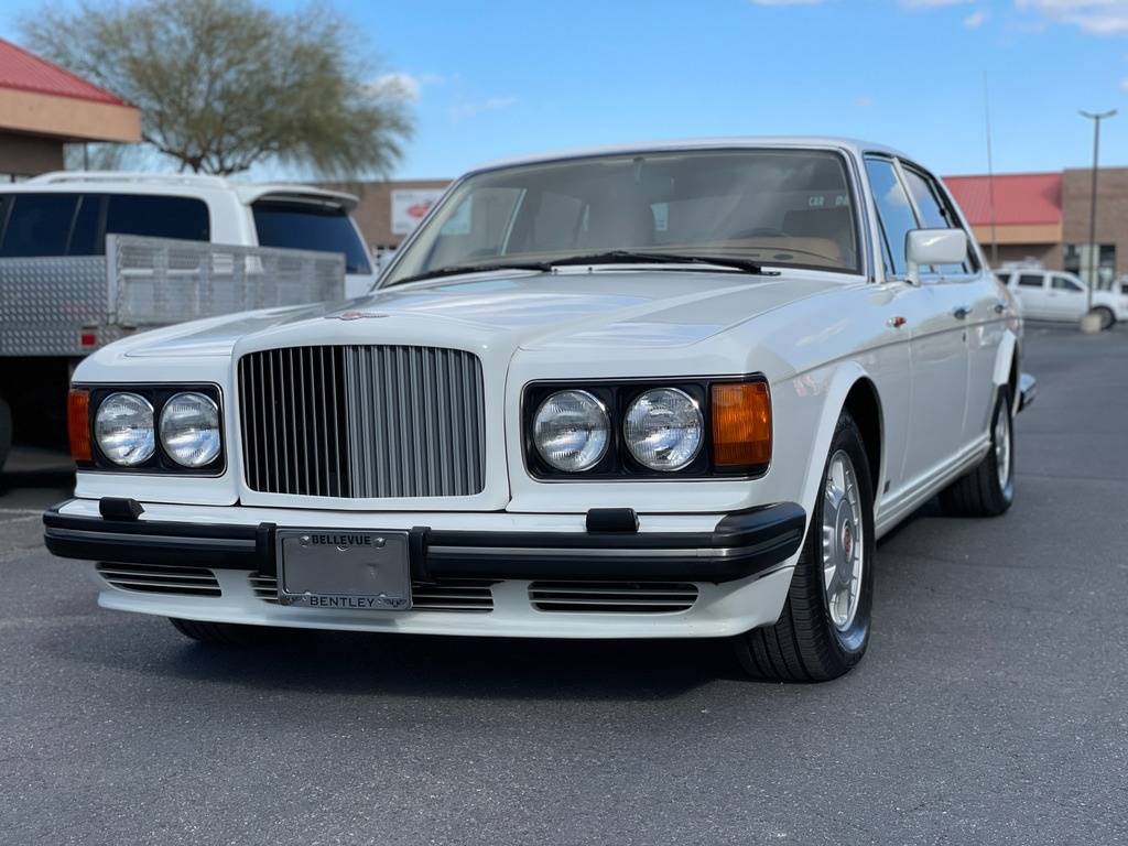 Bentley-Turbo-r-1994-white-3