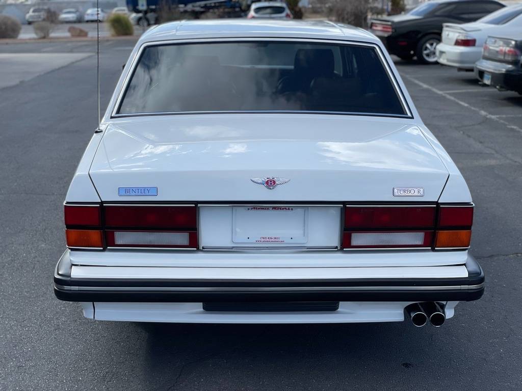 Bentley-Turbo-r-1994-white-7
