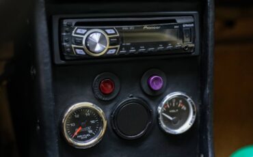 Bmw-2002-1973-green-14