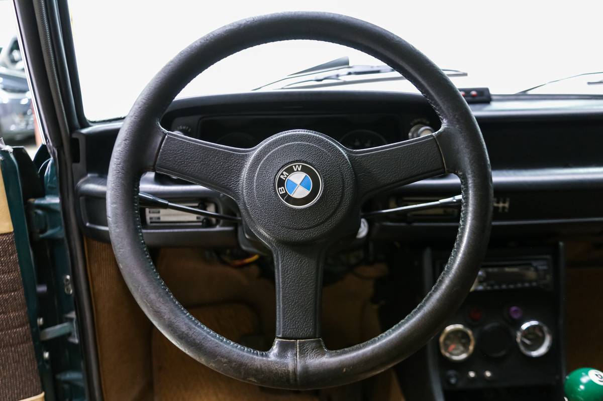 Bmw-2002-1973-green-20