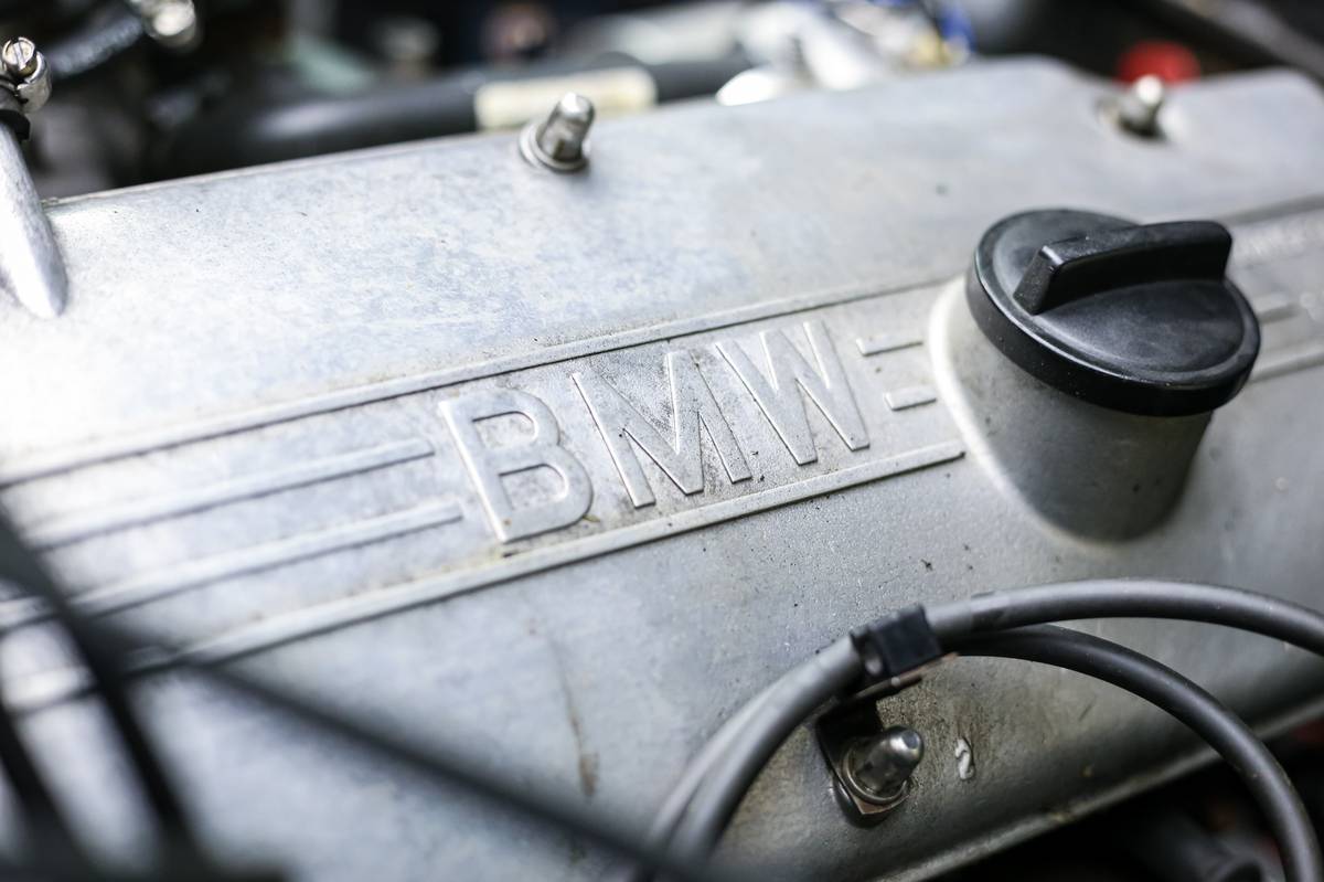 Bmw-2002-1973-green-23