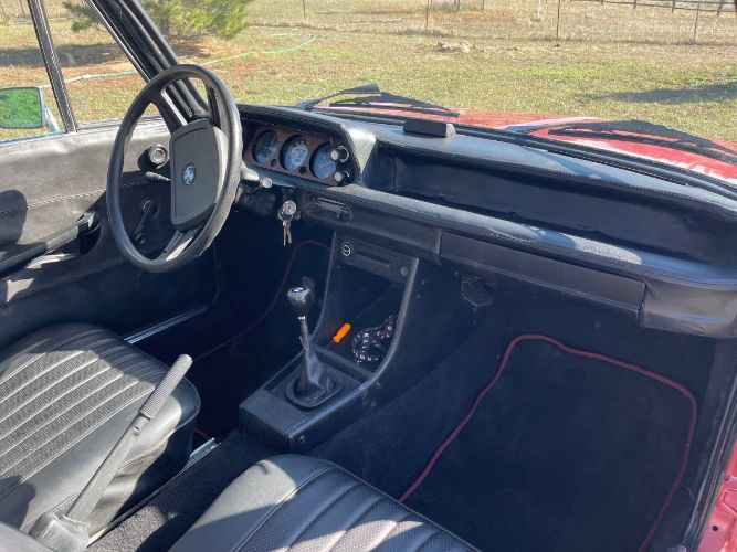 Bmw-2002-1976-Red-Black-14