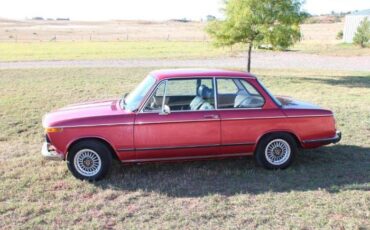 Bmw-2002-1976-Red-Black-15