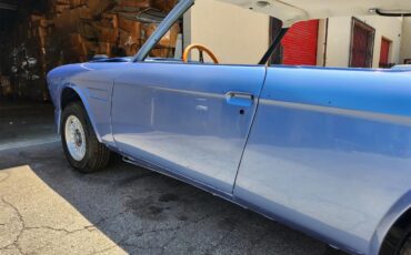 Bmw-3.0csi-1972-Fjord-Blue-Saddle-1