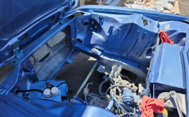 Bmw-3.0csi-1972-Fjord-Blue-Saddle-13