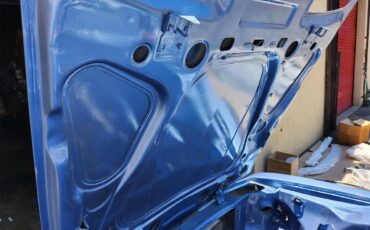 Bmw-3.0csi-1972-Fjord-Blue-Saddle-14