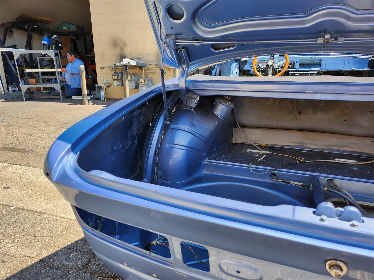 Bmw-3.0csi-1972-Fjord-Blue-Saddle-19