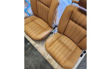 Bmw-3.0csi-1972-Fjord-Blue-Saddle-20