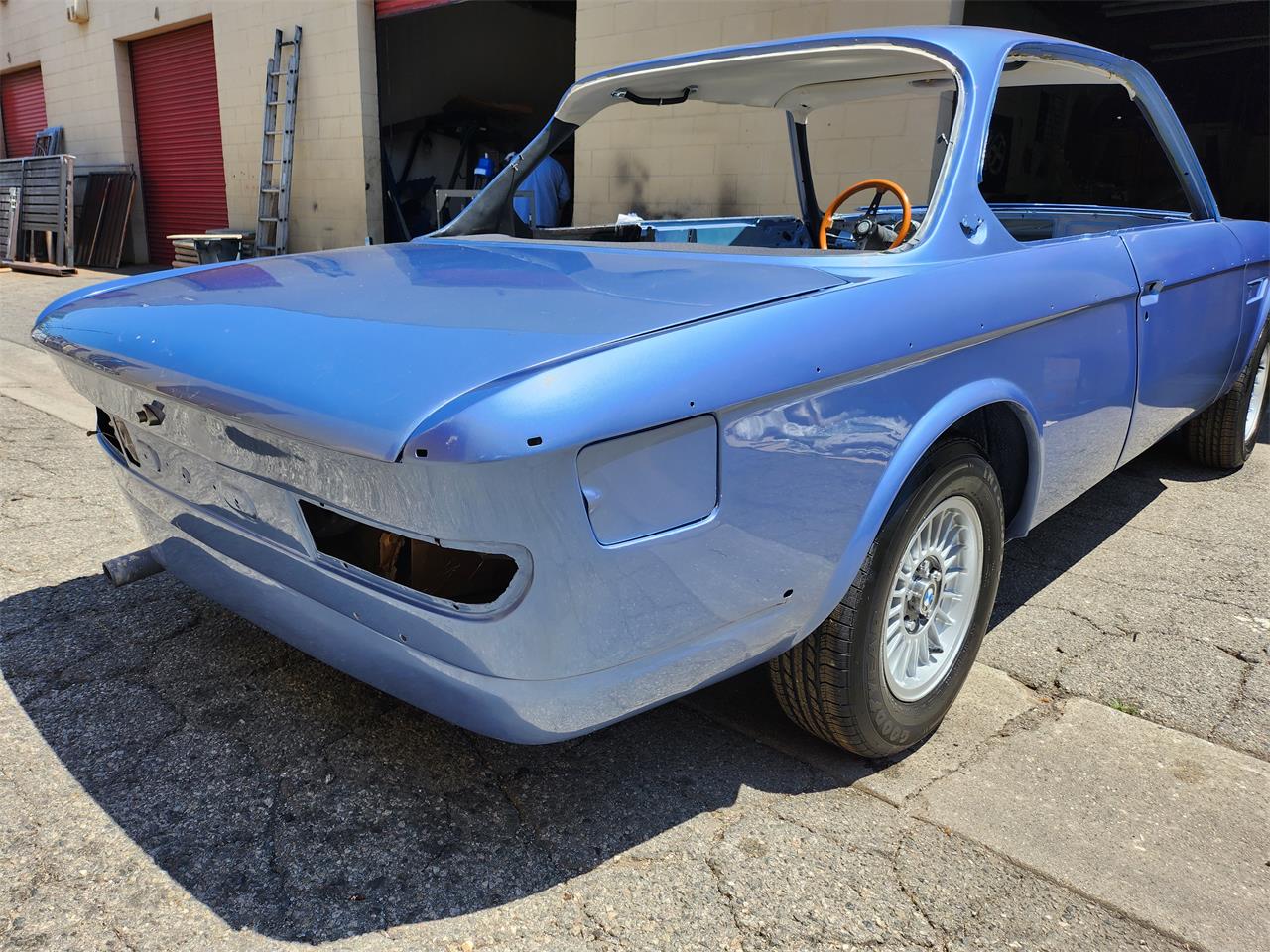Bmw-3.0csi-1972-Fjord-Blue-Saddle-35