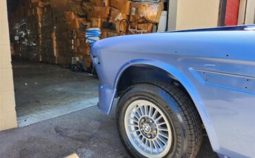 Bmw-3.0csi-1972-Fjord-Blue-Saddle-41