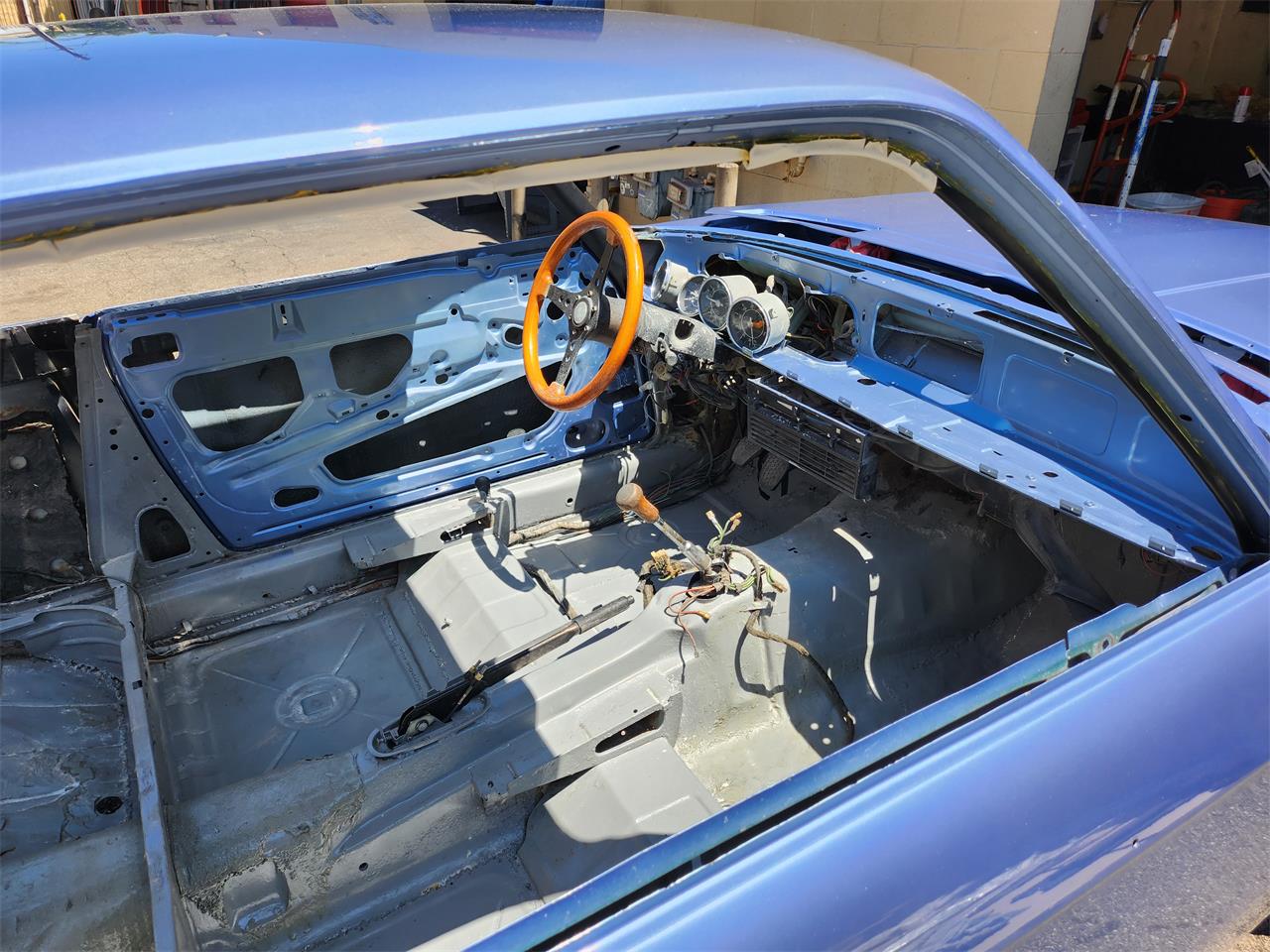 Bmw-3.0csi-1972-Fjord-Blue-Saddle-50
