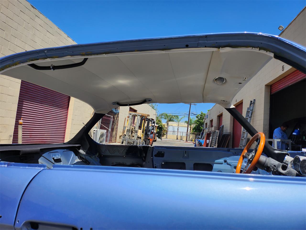 Bmw-3.0csi-1972-Fjord-Blue-Saddle-52