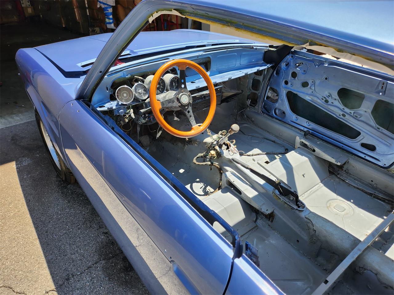 Bmw-3.0csi-1972-Fjord-Blue-Saddle-6