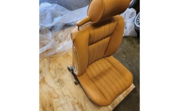 Bmw-3.0csi-1972-Fjord-Blue-Saddle-70