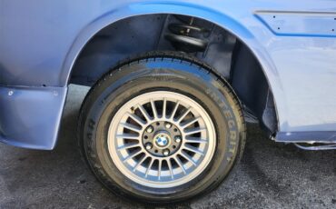 Bmw-3.0csi-1972-Fjord-Blue-Saddle-8