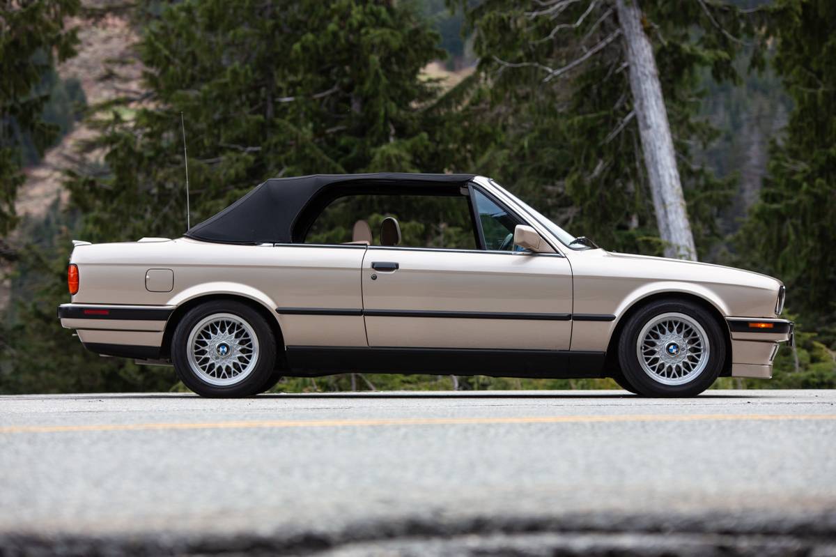 Bmw-318i-convertible-1992-custom-4