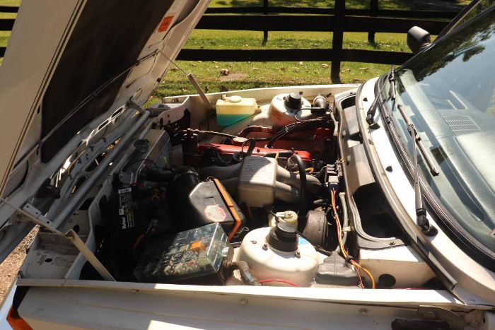Bmw-320i-1983-White-18