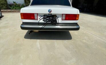 Bmw-325e-1987-white-4