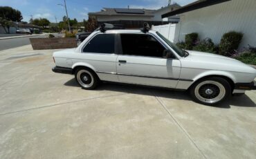 Bmw-325e-1987-white-5