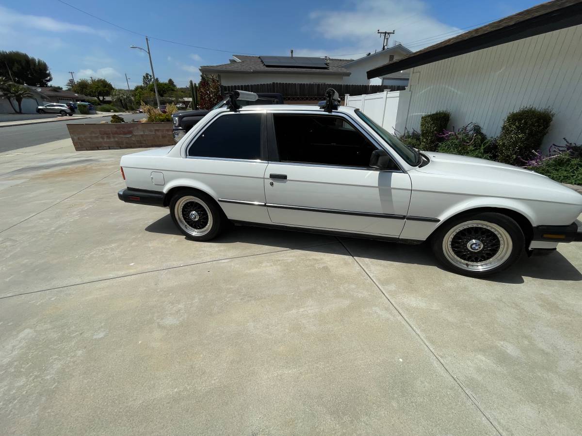 Bmw-325e-1987-white-5