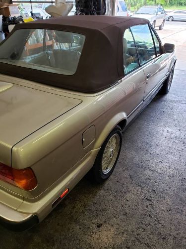Bmw-325i-1990-Brown-1