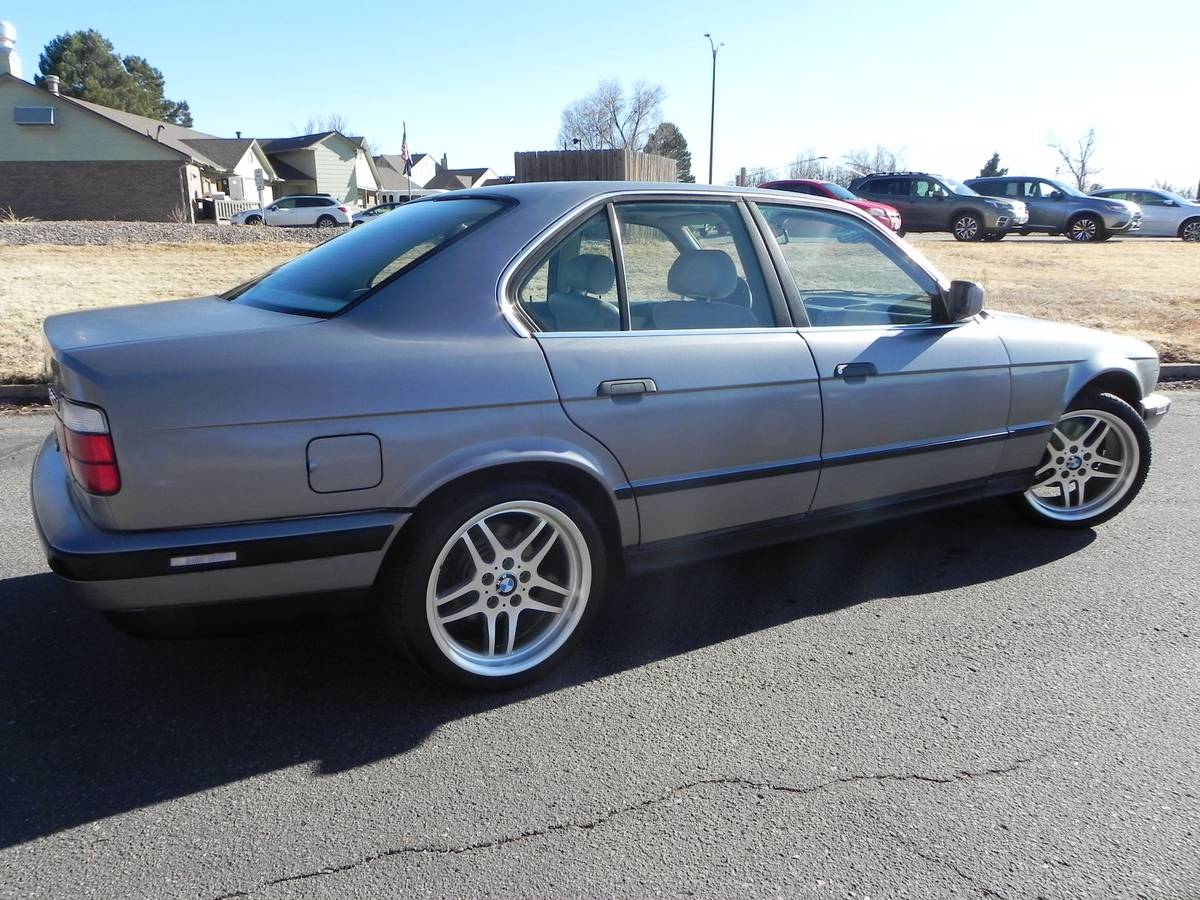 Bmw-525i-1992-3