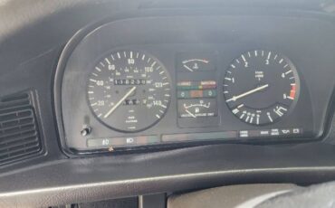 Bmw-528e-1984-Black-Red-8