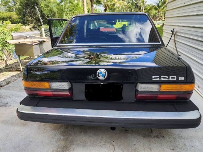 Bmw-528e-1984-Black-Red-9