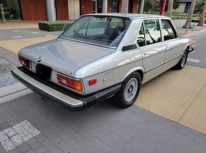 Bmw-528i-1980-4