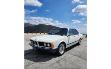 Bmw-7-series-1981-WHITE-BLUE-18