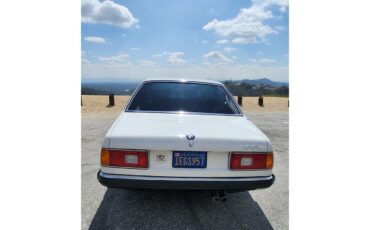 Bmw-7-series-1981-WHITE-BLUE-22