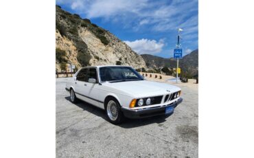 Bmw-7-series-1981-WHITE-BLUE-3