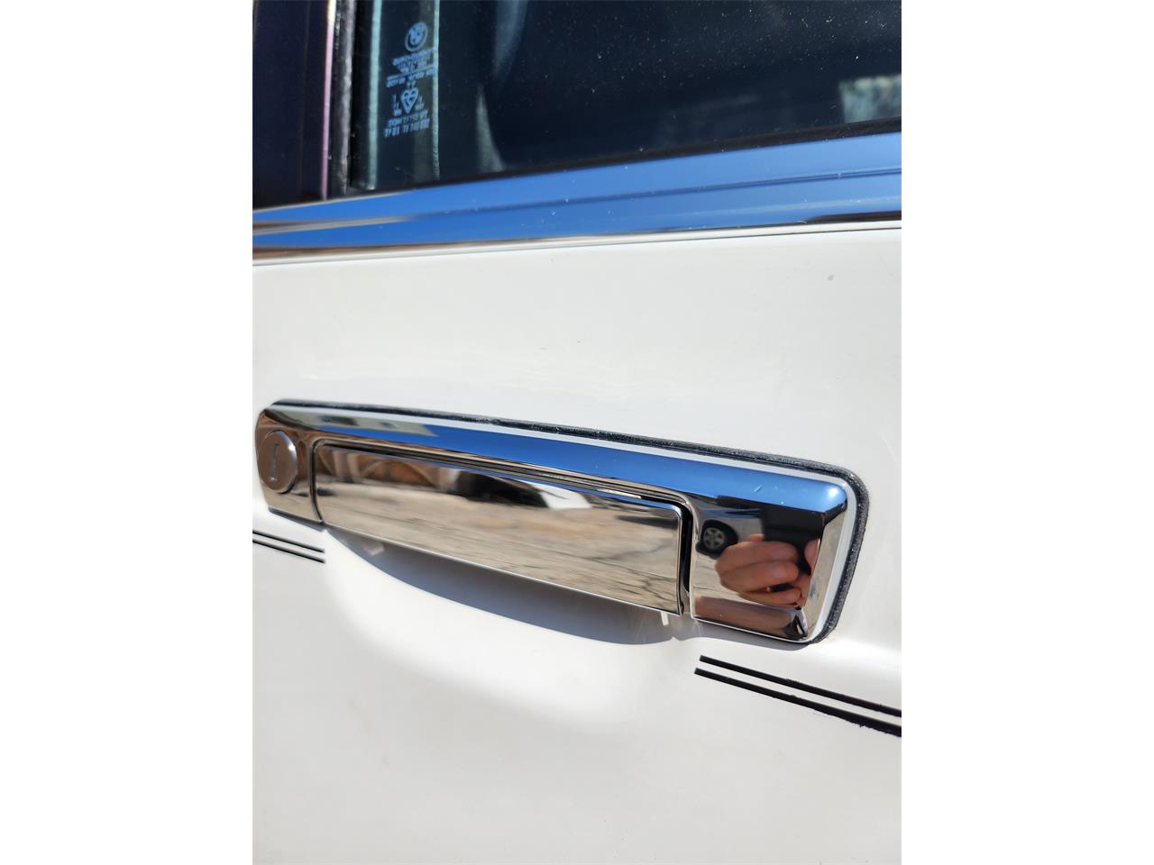 Bmw-7-series-1981-WHITE-BLUE-32