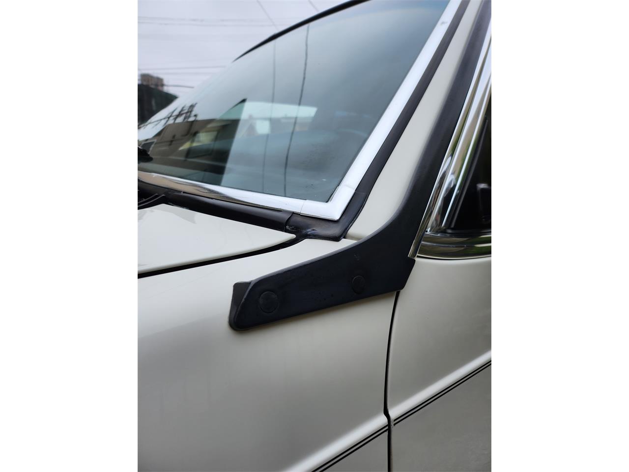 Bmw-7-series-1981-WHITE-BLUE-61