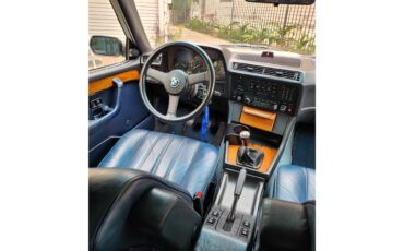 Bmw-7-series-1981-WHITE-BLUE-68