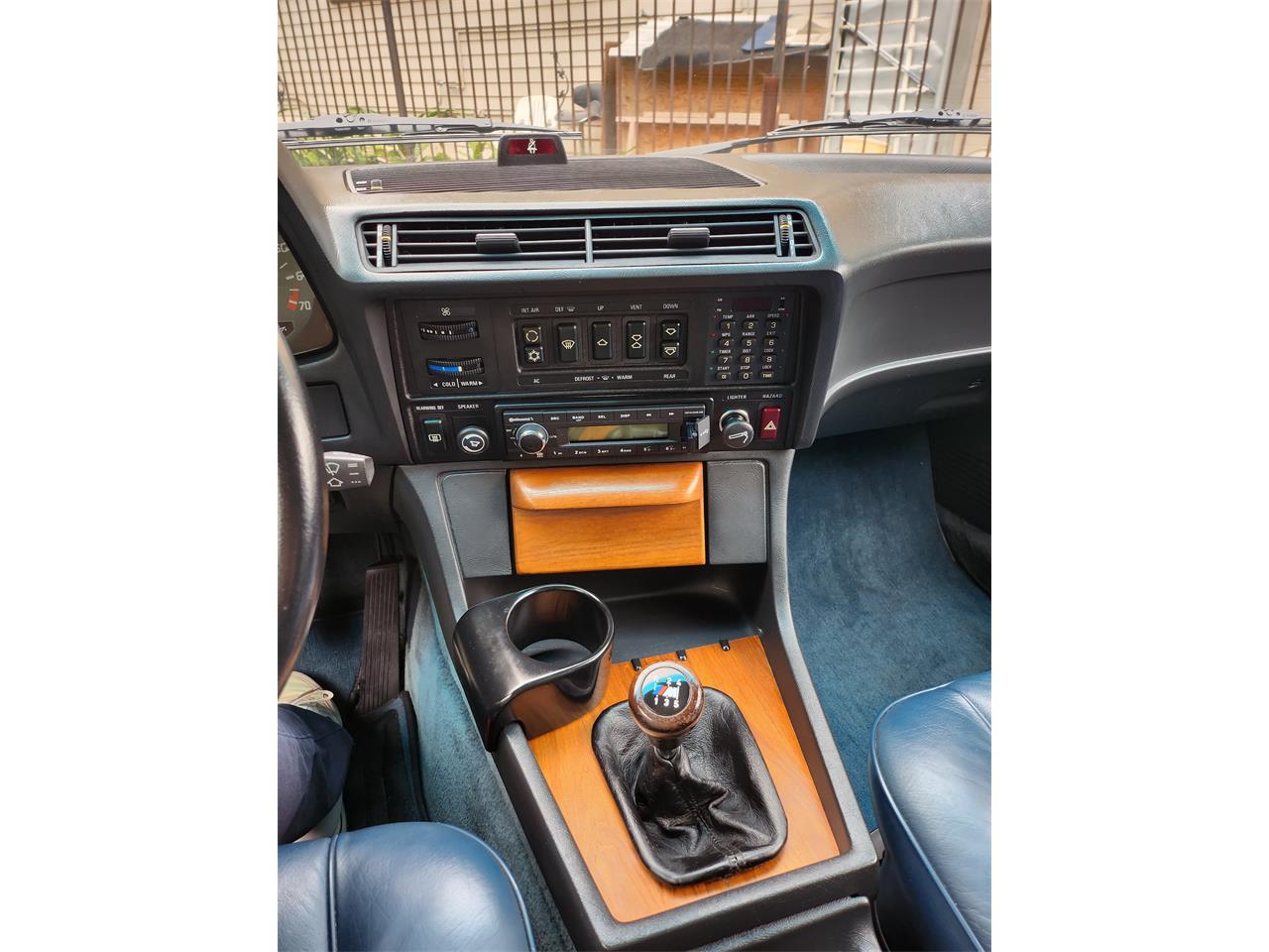 Bmw-7-series-1981-WHITE-BLUE-69