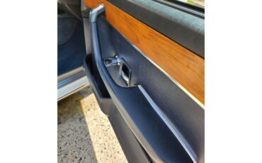 Bmw-7-series-1981-WHITE-BLUE-71