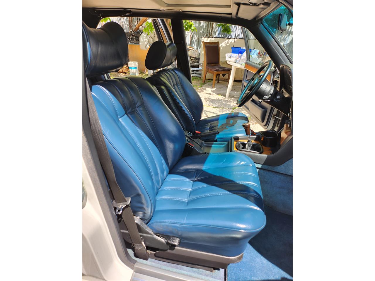 Bmw-7-series-1981-WHITE-BLUE-85